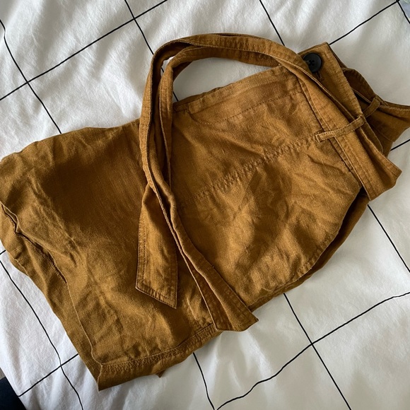 Brown linen shorts - Picture 1 of 12